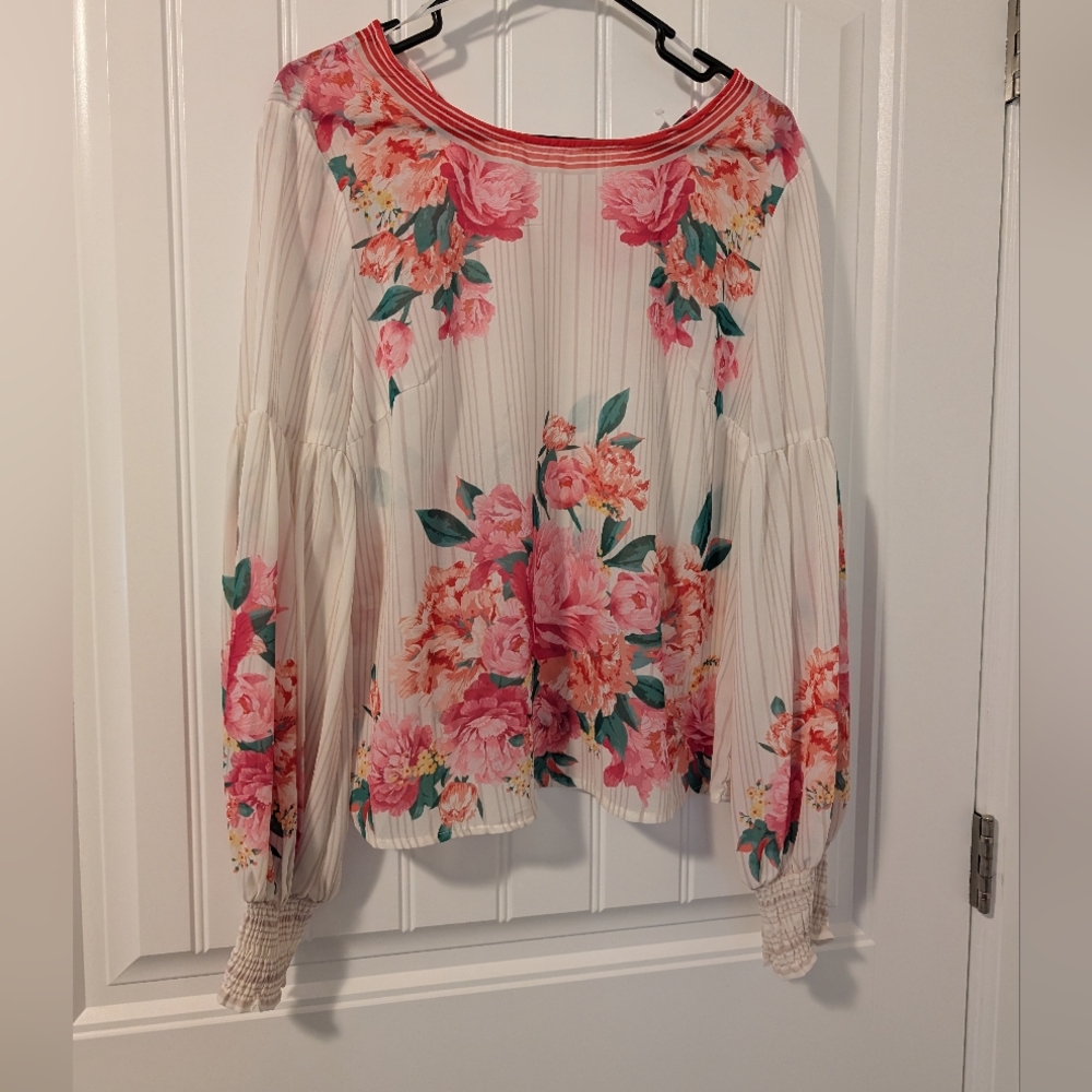 Floral Women's Top - Pink and White